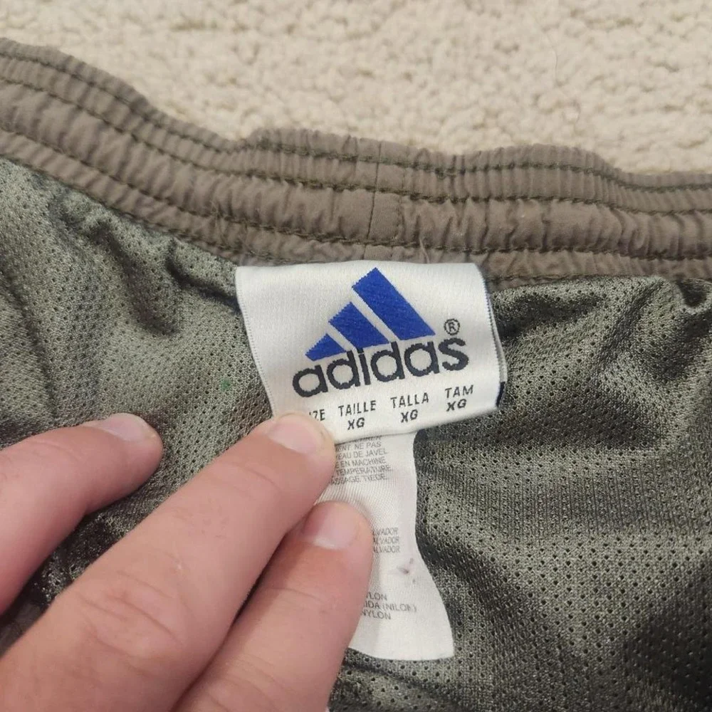 Vintage Adidas Shorts‎ 90's Embroidered Logo Size XL Mens Brown